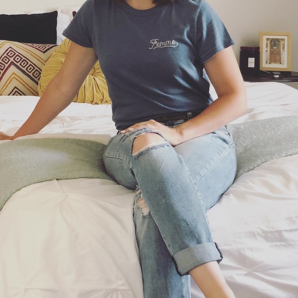 Distressed boyfriend jeans - Picture 4 of 4